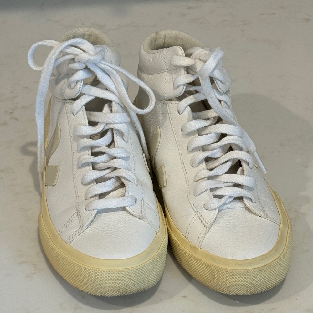 VEJA Minotaur High Top Sneaker size 5 - Picture 5 of 10